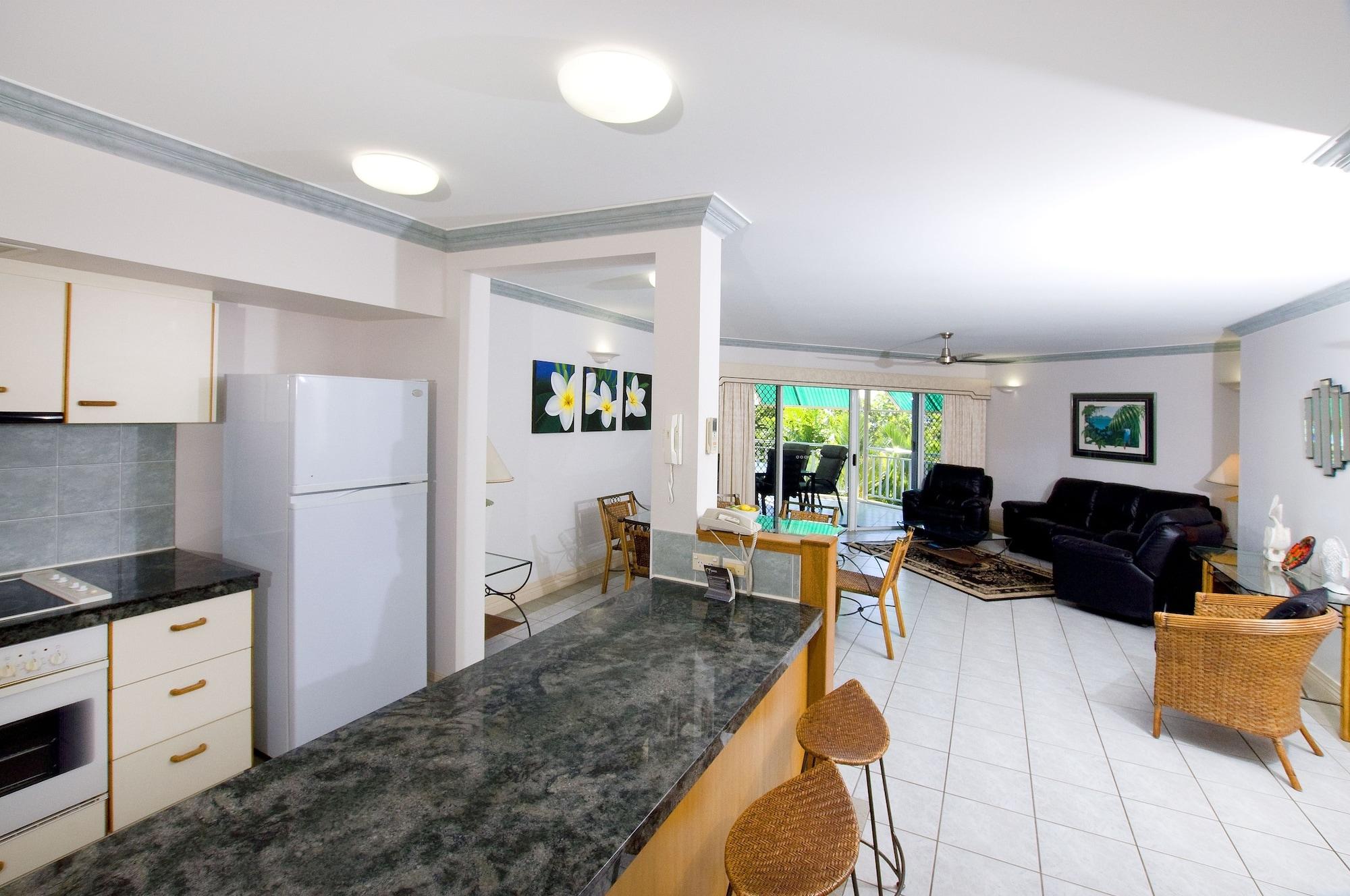 On The Beach Apartments Trinity Beach Exterior foto