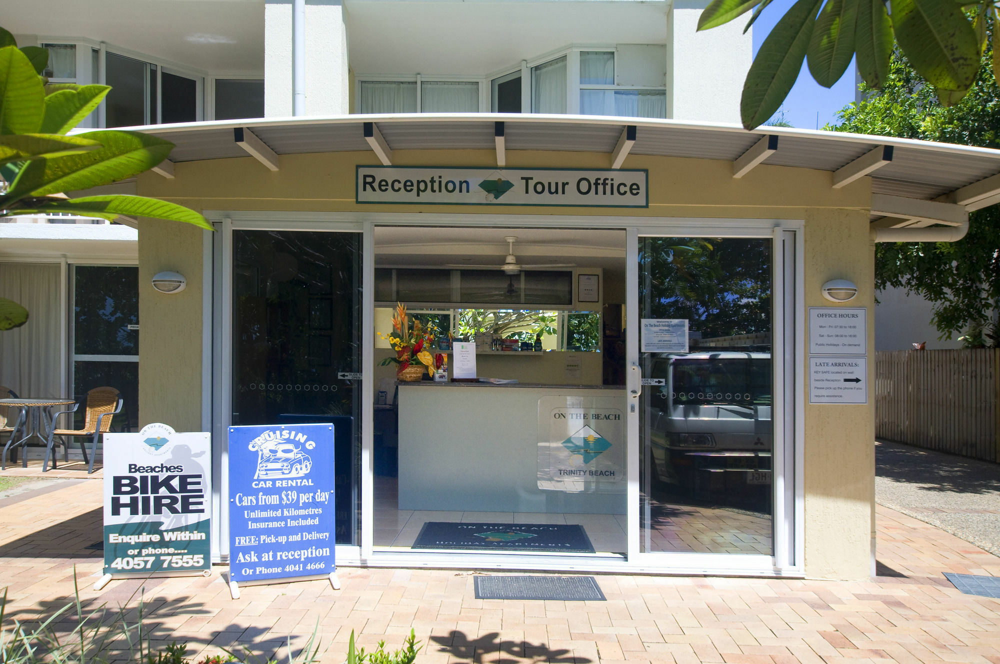 On The Beach Apartments Trinity Beach Exterior foto